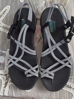 Skechers Black Sandals with White Contrast Straps
